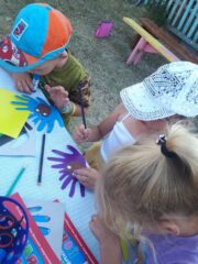 Занятия с младшей группой