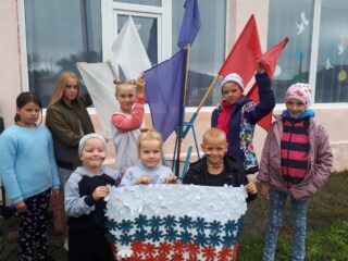 Флаг России - символ единства